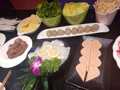 -唯爱KTV聚会餐厅(仙林东城汇店)