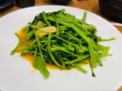 -麦麦山云南菜(复地活力城店)