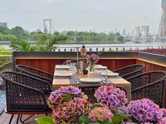 -MONICH牛排融合餐厅(和义大道购物中心店)