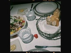 -Mogul Eatery·大亨餐酒馆