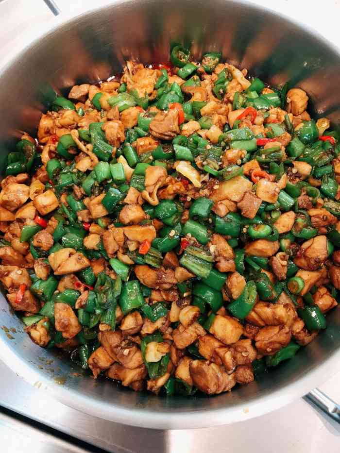 之前吃快餐一直选择的大米先生这次来朋友公司看到他们公司楼下就有