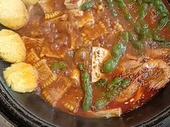 -田家大院东北农家菜铁锅炖(西安总店)