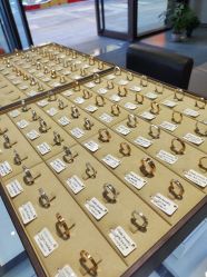 点击看大图 -Cindy Jewelry·钻戒·彩色宝石
