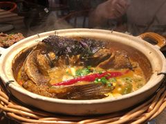 柴火稻草禾花鱼-吃饭皇帝大(解放西路店)