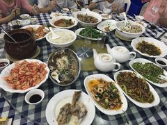 -钱大妈海鲜饭店(保利林语店)