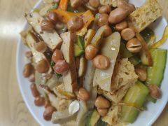 -许西美食一条街