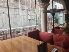 -Osteria Garden 生蚝花园餐厅(原进贤路店)