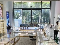 -世纪大明眼镜·林德伯格·蔡司官方授权店(武昌旗舰店)