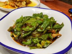 -雪乡人家东北菜·铁锅炖一切(高斯路店)