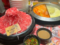 -一绪に和牛寿喜烧(罗湖益田假日店)