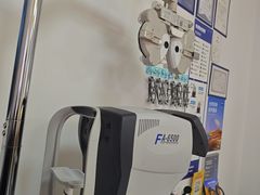 -天空之镜眼镜店蔡司依视路配镜授权零售店(望京颐堤港店)