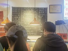 -柳州肥姨妈大骨螺蛳粉(沙河店)