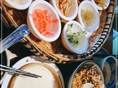 -包整·丝娃娃(一览甲秀楼风景店)