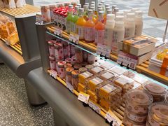 零售区-巴黎优朵烘焙馆(菱角湖壹号店)