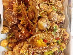 -鑫渔港海鲜本地菜·山海关浑锅(东戴河店)