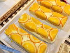 -小蜜蜂·Bakery&Coffee(翰子花园店)