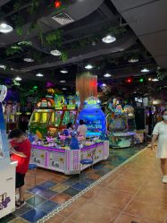 -菲菲羊乐园(临平银泰城店)