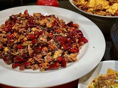 -茅庐川菜(威高广场店)