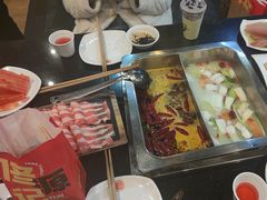 -百年川椒重庆老火锅(光谷店)