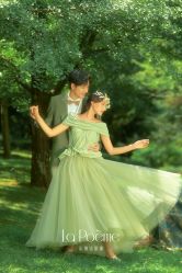 -乐派诗婚纱摄影