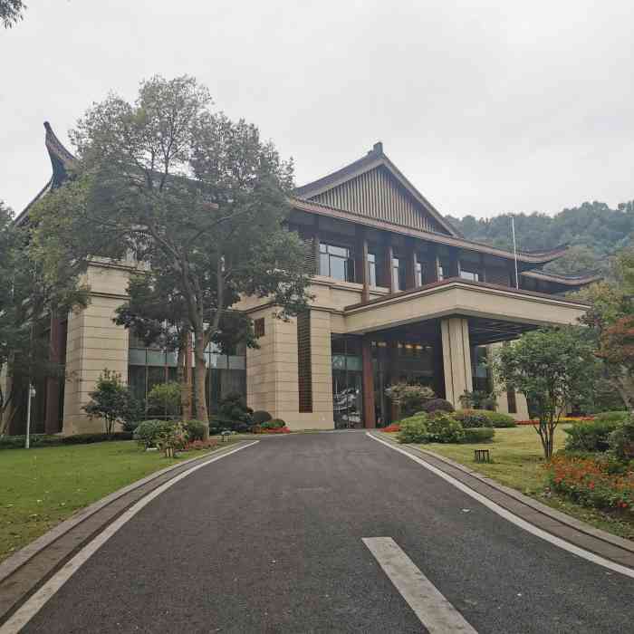 杭州花家山庄-"从南山路转到三台山路瞬间就宁静了,感受很.