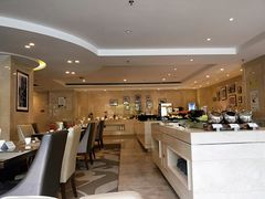 -斑斓西餐厅·自助茶点(高崎机场佰翔花园酒店)