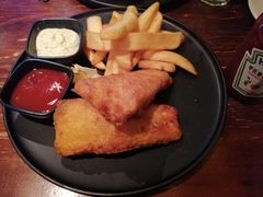 -Hooley's活利仕西餐厅(珠江新城店)