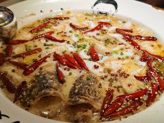 -江渔儿酸菜鱼·拔草餐厅(虎门君乐汇店)
