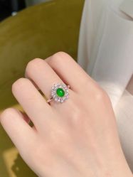 -北京七彩云南翡翠珠宝旗舰店(月坛店)