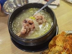 -大佬李砂锅(钱江财富广场店)