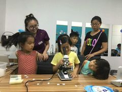 小朋友们-岳辰齿科(浦东长泰店)