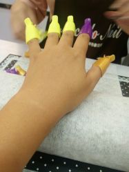 -美斯洛美甲美睫连锁店