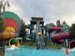 -欢乐水魔方水世界