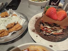 -W COLLECTIVE  DESSERT SHOP