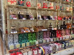 -VENCHI 闻绮(北京国贸商城店)