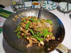 -费大厨辣椒炒肉(黄兴中心广场店)