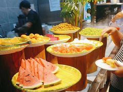 -遇上西雅图多融合海鲜自助餐厅(中房金谊广场店)