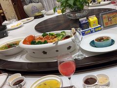-沪华海鲜大酒楼(南汇店)
