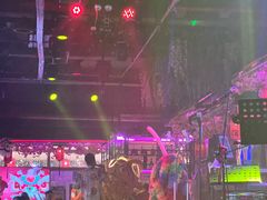 -喜鹊音乐酒馆(西街店)
