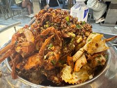 -凤凰路何眼镜香辣蟹(花果园店)