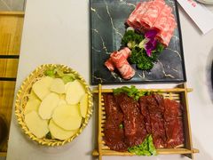 -菌子鲜汤野生菌锅