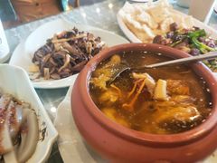 -小厨子私房菜·云南美食店