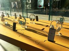 -Apple零售店(华贸购物中心店)