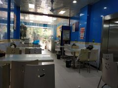 大堂-重庆麻辣烫(国权路店)