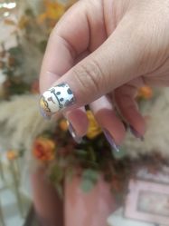 -花系美·美甲美睫精品店