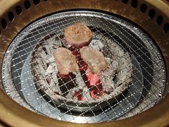 -山川小町·极番烧肉(新地假日广场店)