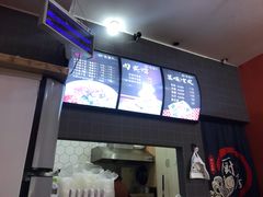 -左左香老潼关肉夹馍(龙山一路店)