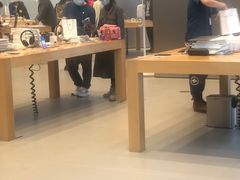 -Apple零售店(华贸购物中心店)