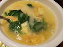 嫩绿蚕菜煎蛋汤-缪氏川菜(深圳北站缤果空间店)