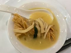 -鹊华居·地道鲁菜·海鲜·融合味(大明湖店)